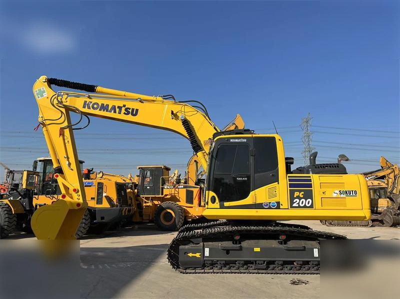 KOMATSU PC200-8N1 - Lintekskavaator: pilt 1 KOMATSU PC200-8N1 - Lintekskavaator: pilt 1