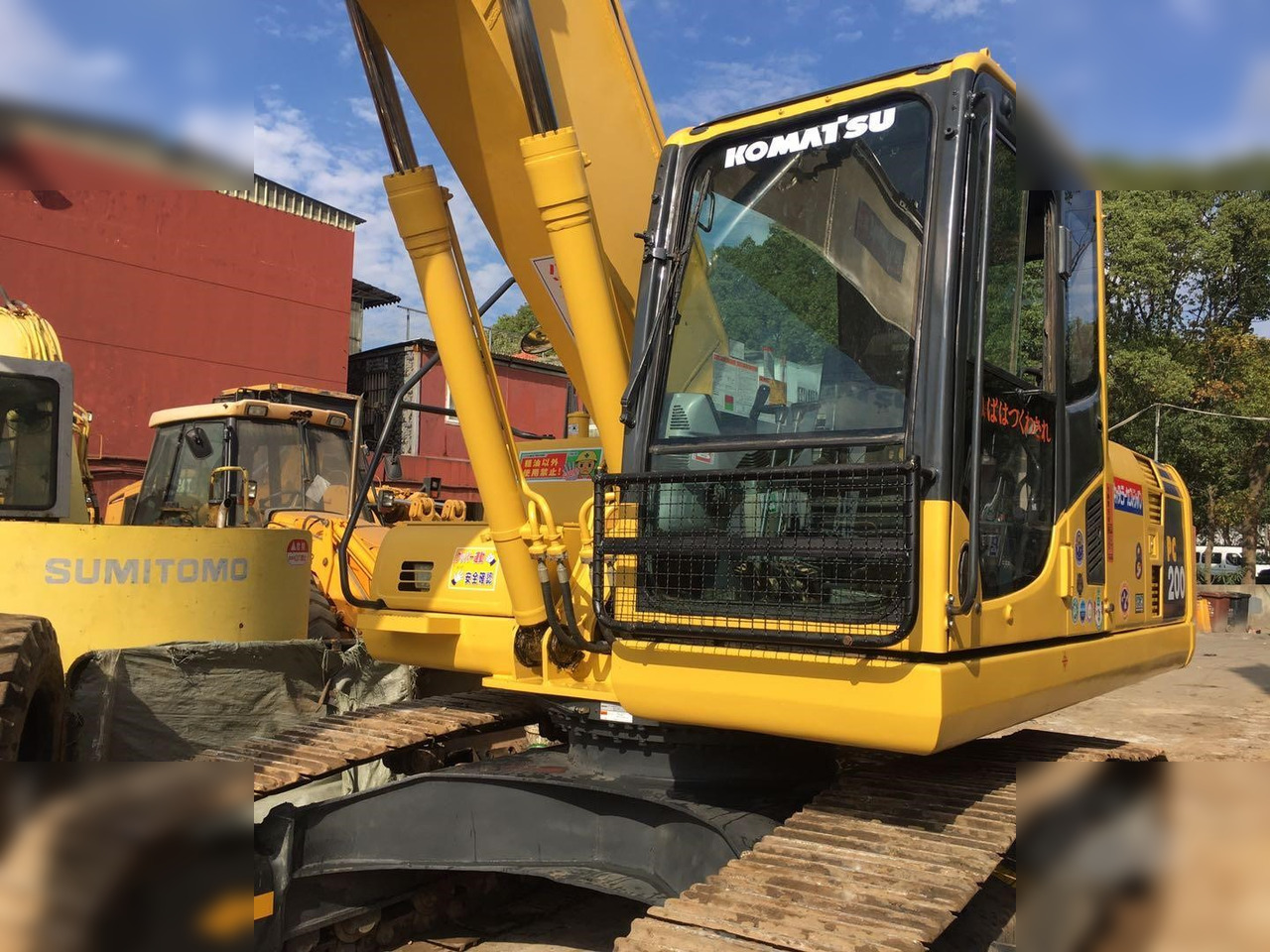 KOMATSU PC200-8N1 - Lintekskavaator: pilt 1 KOMATSU PC200-8N1 - Lintekskavaator: pilt 1