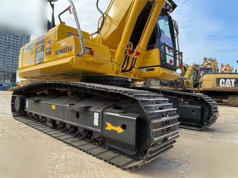 KOMATSU PC210 LC-8 - Lintekskavaator: pilt 4 KOMATSU PC210 LC-8 - Lintekskavaator: pilt 4