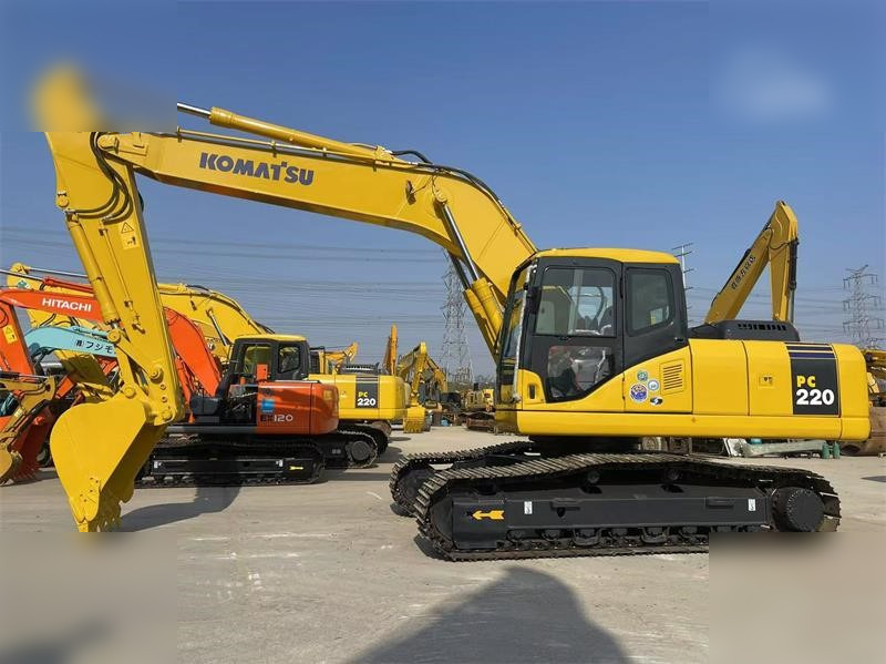 KOMATSU PC220-7 - Lintekskavaator: pilt 3 KOMATSU PC220-7 - Lintekskavaator: pilt 3