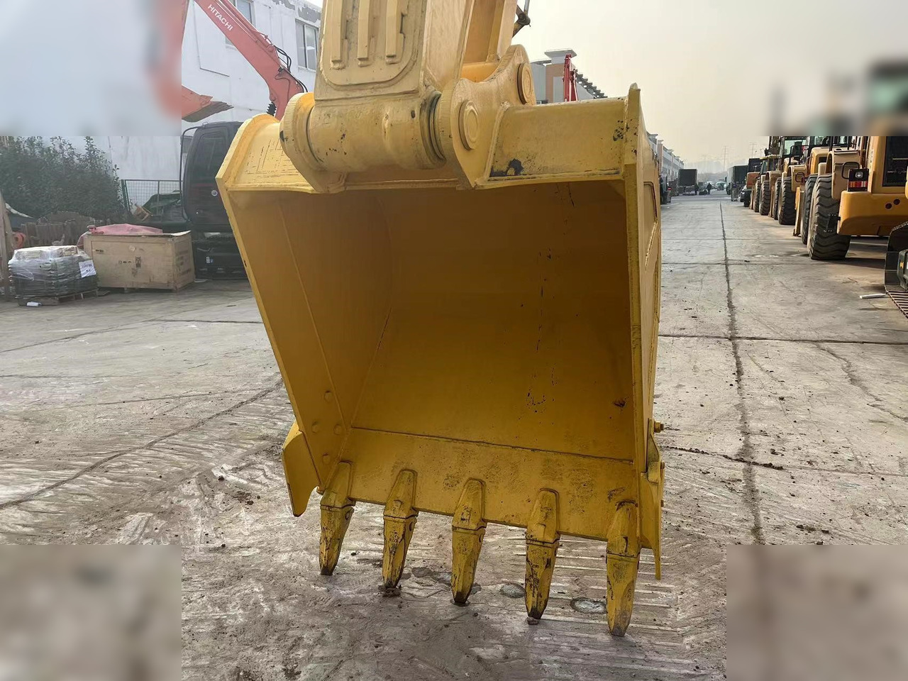 KOMATSU PC220-8M0 - Lintekskavaator: pilt 3 KOMATSU PC220-8M0 - Lintekskavaator: pilt 3