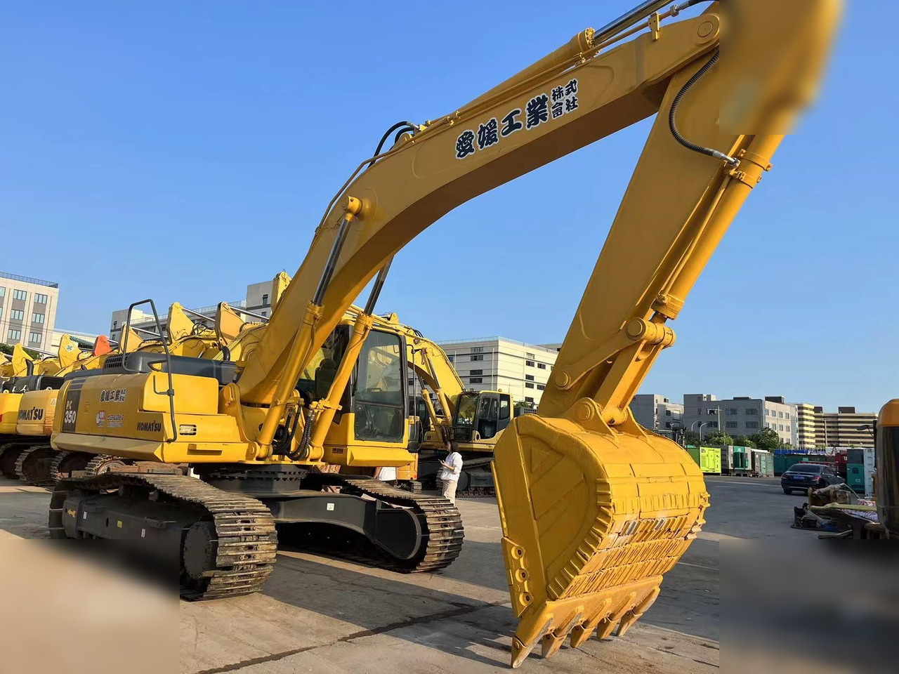 KOMATSU PC350-7 - Lintekskavaator: pilt 1 KOMATSU PC350-7 - Lintekskavaator: pilt 1