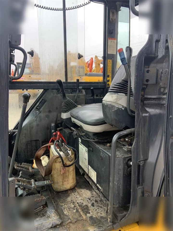 KOMATSU PC35MR-2 - Miniekskavaator: pilt 5 KOMATSU PC35MR-2 - Miniekskavaator: pilt 5