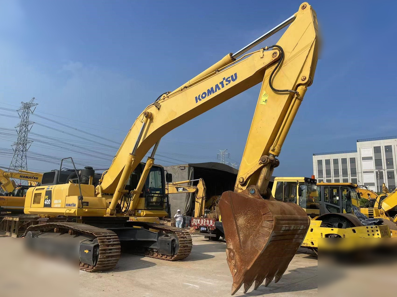 KOMATSU PC400-8R - Lintekskavaator: pilt 2 KOMATSU PC400-8R - Lintekskavaator: pilt 2