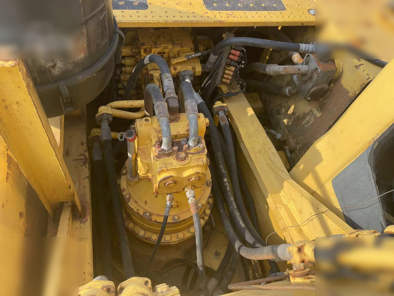 Lintekskavaator KOMATSU PC400-8R: pilt 9 Lintekskavaator KOMATSU PC400-8R: pilt 9