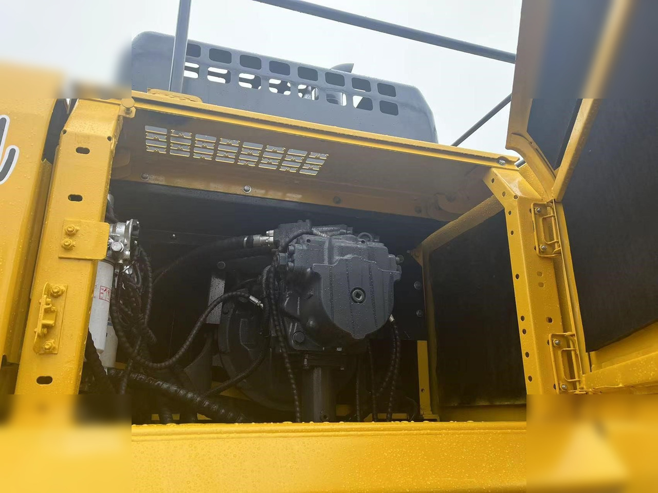 KOMATSU PC450 LC-8 - Lintekskavaator: pilt 5 KOMATSU PC450 LC-8 - Lintekskavaator: pilt 5