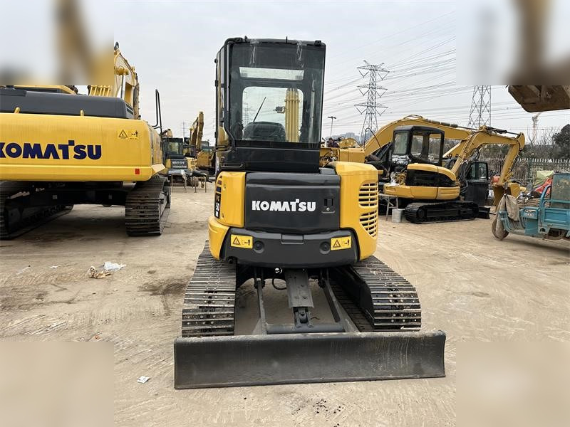 KOMATSU PC50MR-2 - Miniekskavaator: pilt 3 KOMATSU PC50MR-2 - Miniekskavaator: pilt 3