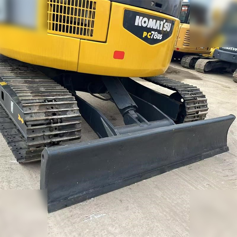 Lintekskavaator KOMATSU PC78US: pilt 8