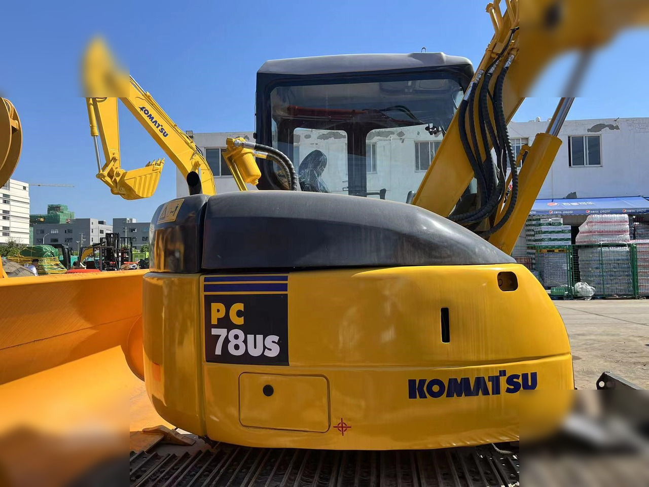 KOMATSU PC78US - Lintekskavaator: pilt 3 KOMATSU PC78US - Lintekskavaator: pilt 3