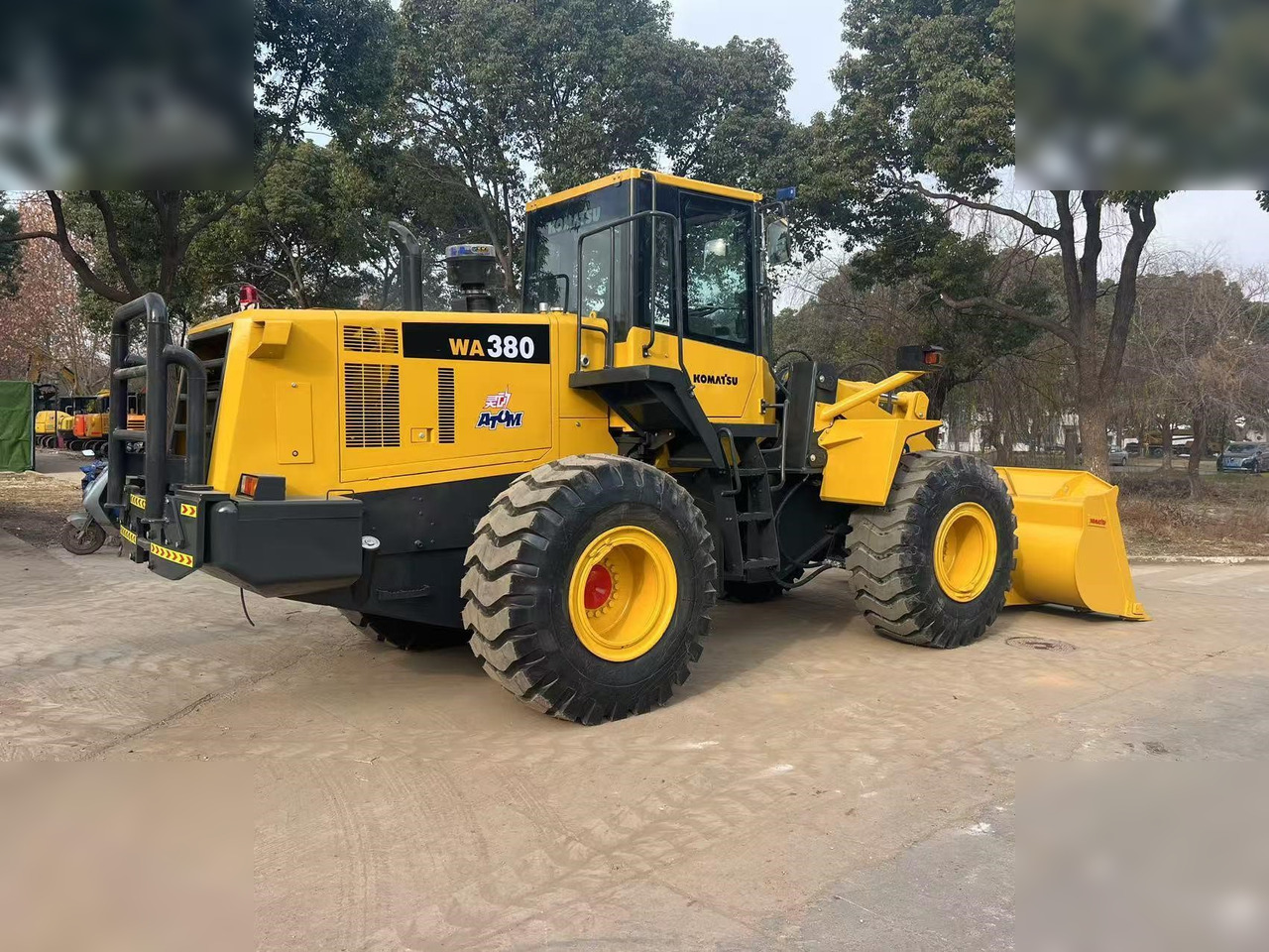 KOMATSU WA380-6 - Rataslaadur: pilt 1 KOMATSU WA380-6 - Rataslaadur: pilt 1