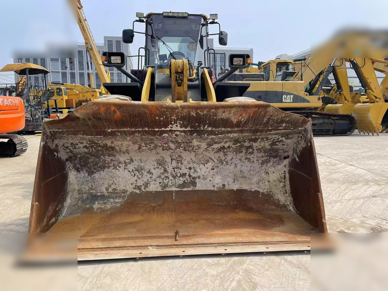 KOMATSU WA380Z-6 - Rataslaadur: pilt 4 KOMATSU WA380Z-6 - Rataslaadur: pilt 4
