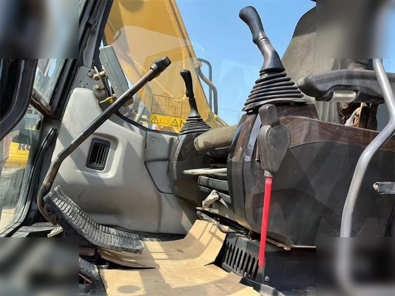 Lintekskavaator SANY SY135C: pilt 8