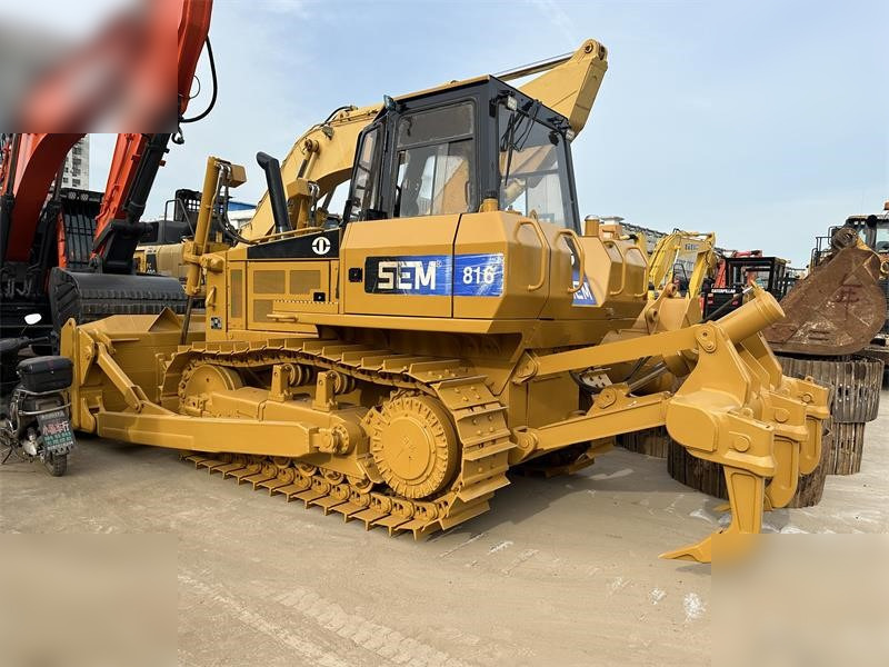 SEM 816 - Buldooser: pilt 3 SEM 816 - Buldooser: pilt 3