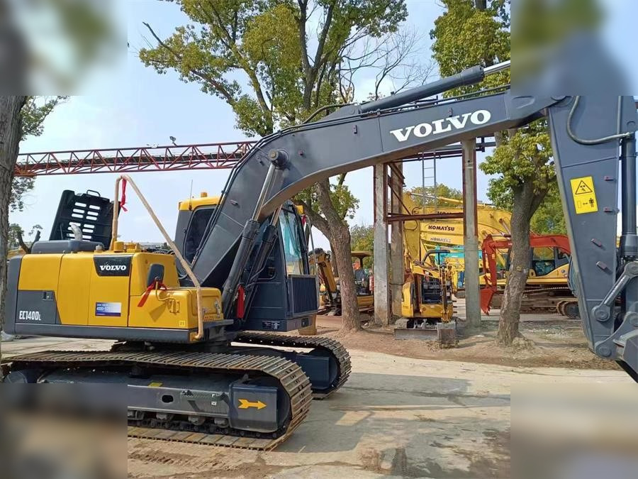VOLVO EC140DL - Lintekskavaator: pilt 4 VOLVO EC140DL - Lintekskavaator: pilt 4
