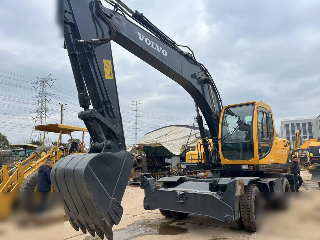 VOLVO EW170 - Ratastel ekskavaator: pilt 3 VOLVO EW170 - Ratastel ekskavaator: pilt 3