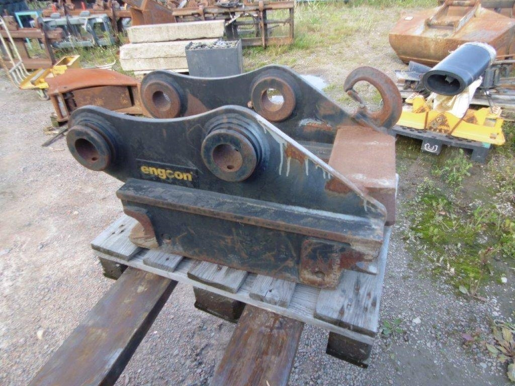 Engcon snabbfäste till Hitachi 210 - Kiirühendus - Ehitusmasinad: pilt 2 Engcon snabbfäste till Hitachi 210 - Kiirühendus - Ehitusmasinad: pilt 2