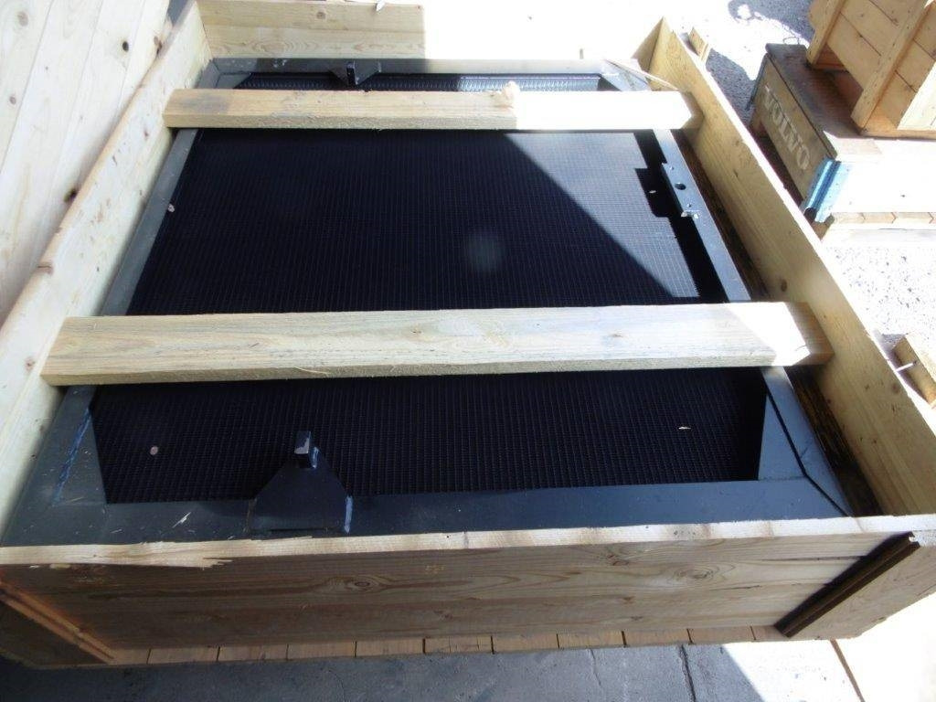 Kylare passande Volvo L180 C-D och Volvo 220D Volv - Radiaator - Ehitusmasinad: pilt 1 Kylare passande Volvo L180 C-D och Volvo 220D Volv - Radiaator - Ehitusmasinad: pilt 1