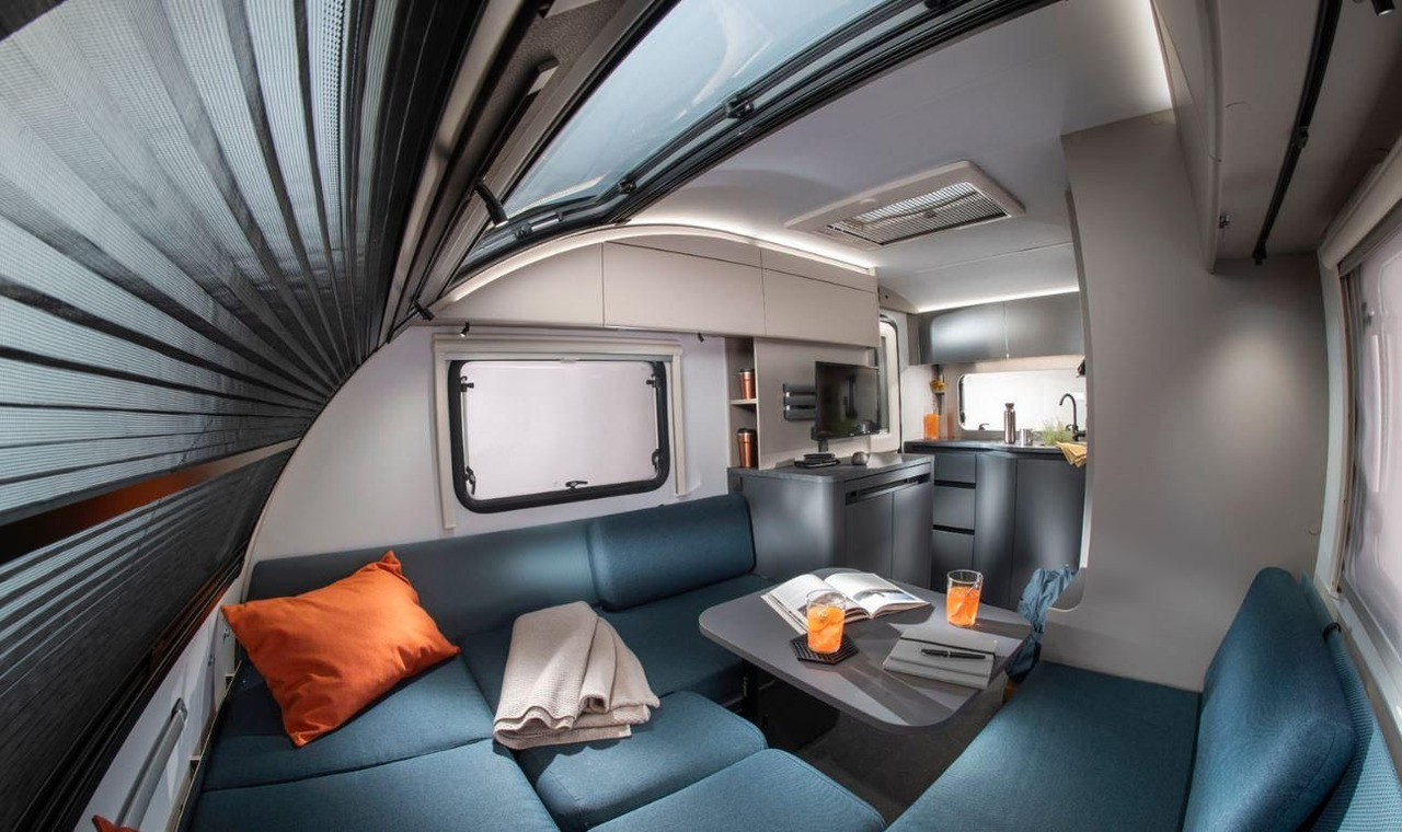 Adria Action 391 LH Sports*Fußboden-Temp*Schwenk-Tisch - Haagissuvila: pilt 3 Adria Action 391 LH Sports*Fußboden-Temp*Schwenk-Tisch - Haagissuvila: pilt 3