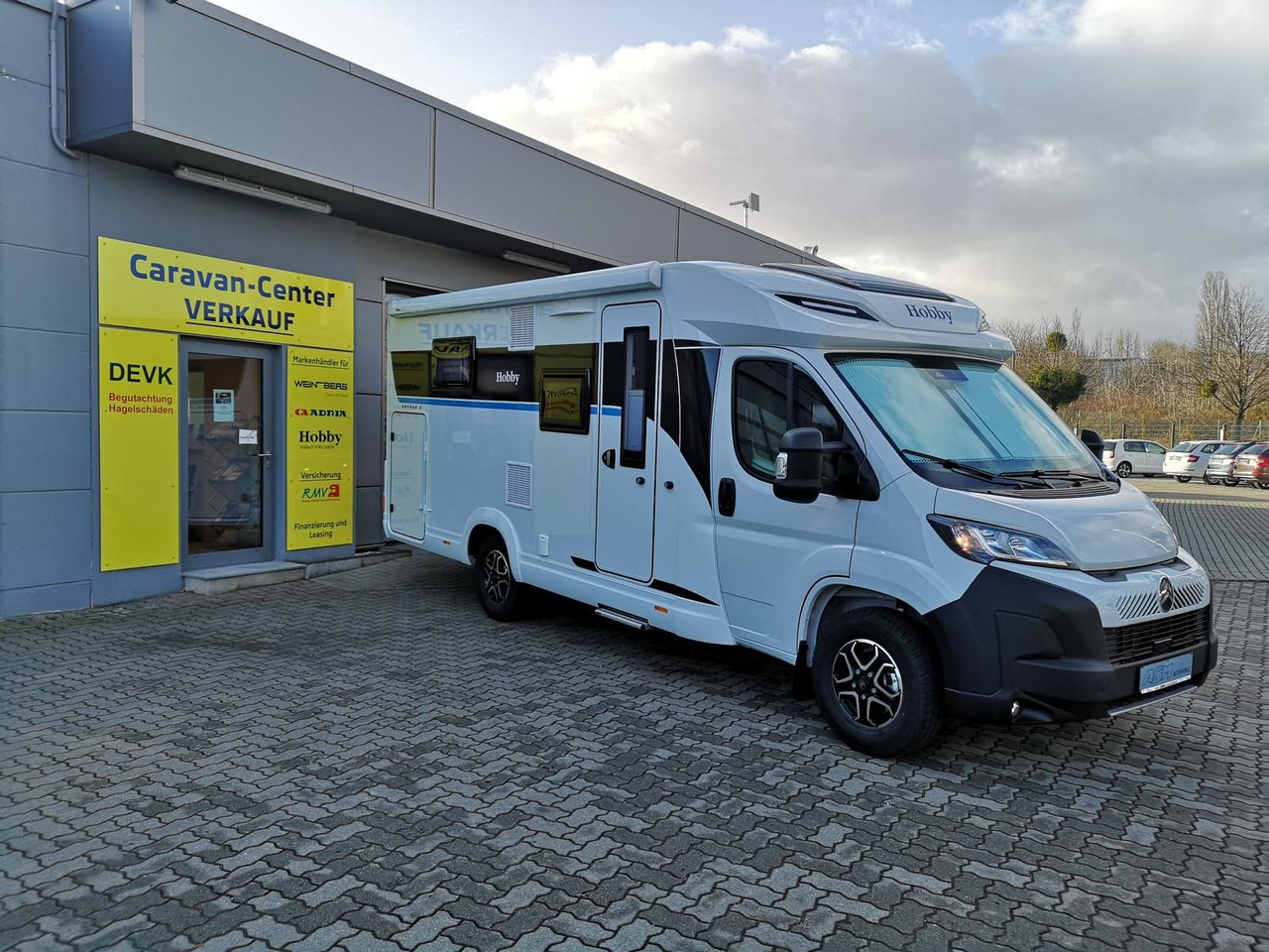 Hobby Ontour C 700 GQ 103 kW*CAMPERNET*LITHIUM*SOFORT* - Poolintegreeritud matkaauto: pilt 4 Hobby Ontour C 700 GQ 103 kW*CAMPERNET*LITHIUM*SOFORT* - Poolintegreeritud matkaauto: pilt 4