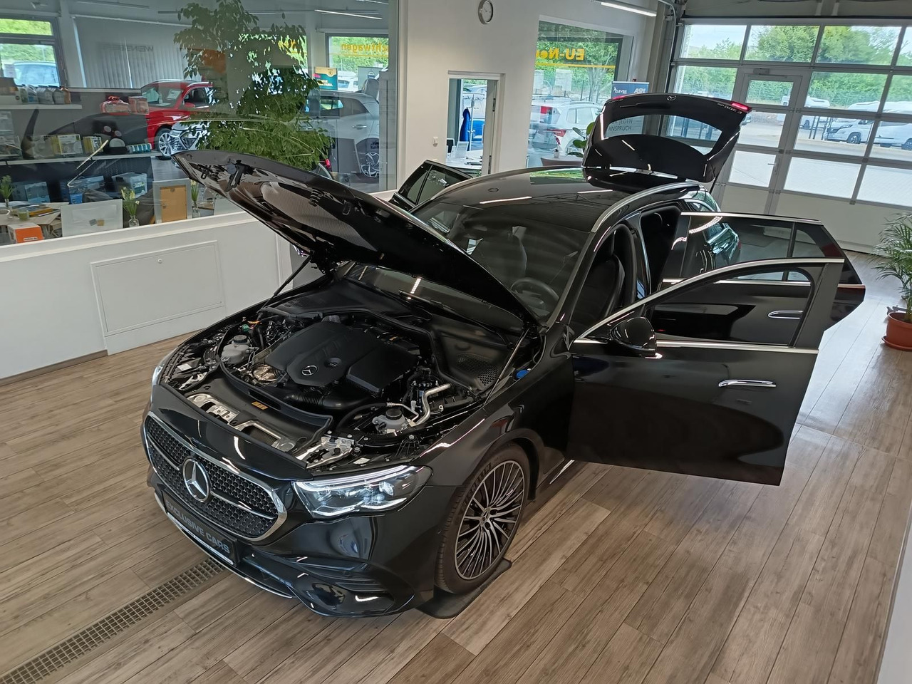 Mercedes-Benz E 300 T de 4M*AMG LINE ADVANCED PLUS*AHK*360°* - Universaal: pilt 1 Mercedes-Benz E 300 T de 4M*AMG LINE ADVANCED PLUS*AHK*360°* - Universaal: pilt 1