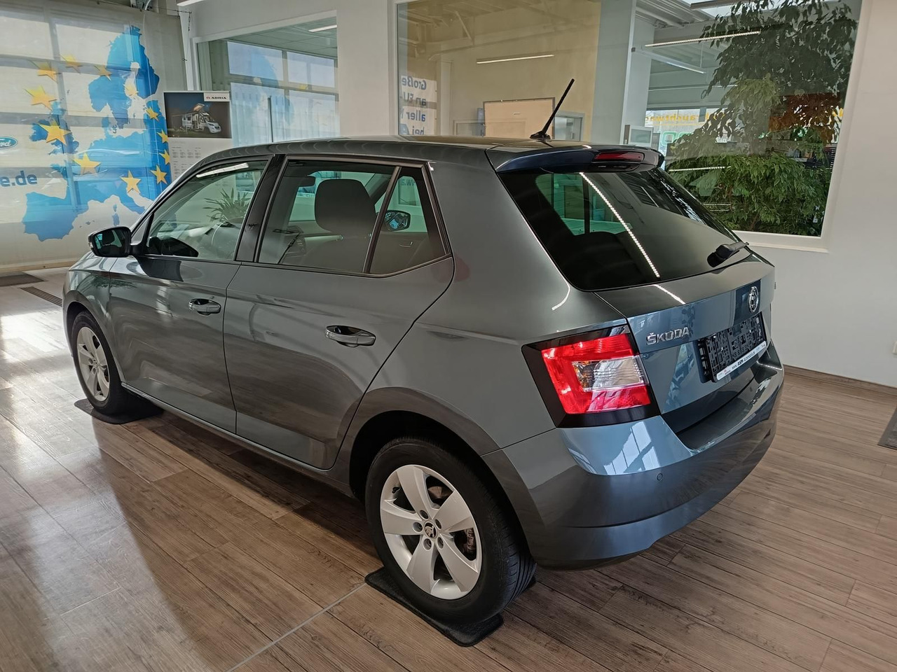 Skoda Fabia Style 1,2 TSI 81 kW DSG*PDC*SHZ*TEMP*KLIMA - Auto: pilt 4 Skoda Fabia Style 1,2 TSI 81 kW DSG*PDC*SHZ*TEMP*KLIMA - Auto: pilt 4