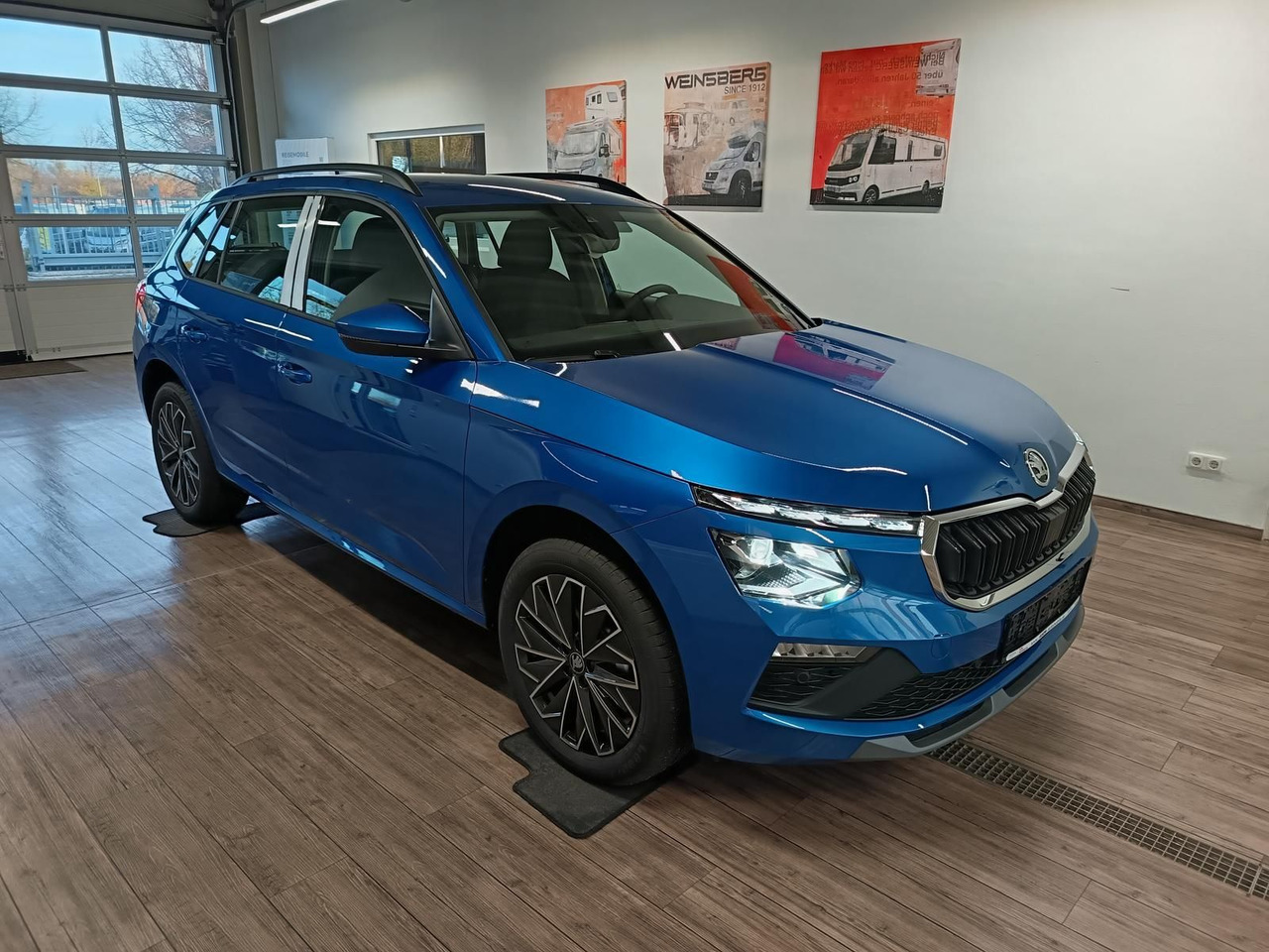 Skoda Kamiq 130 Jahre 1,5TSI DSG*AHK*ACC*LED*R-KAM*PDC - Maastur: pilt 3 Skoda Kamiq 130 Jahre 1,5TSI DSG*AHK*ACC*LED*R-KAM*PDC - Maastur: pilt 3