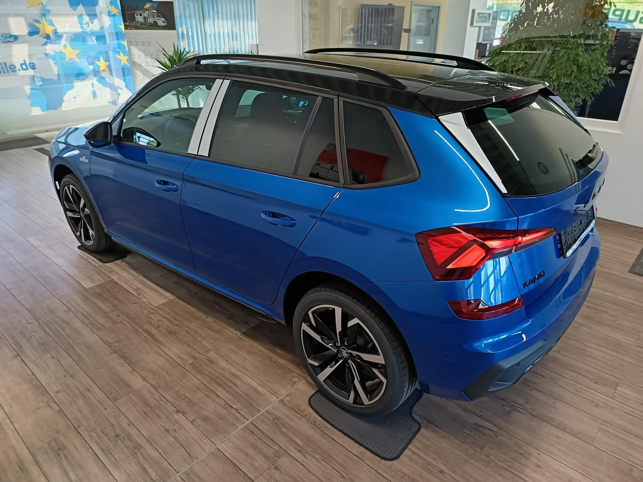 Skoda Kamiq Monte Carlo 1,5 TSI DSG*PANO*AHK*5J.GARANT - Maastur: pilt 4 Skoda Kamiq Monte Carlo 1,5 TSI DSG*PANO*AHK*5J.GARANT - Maastur: pilt 4