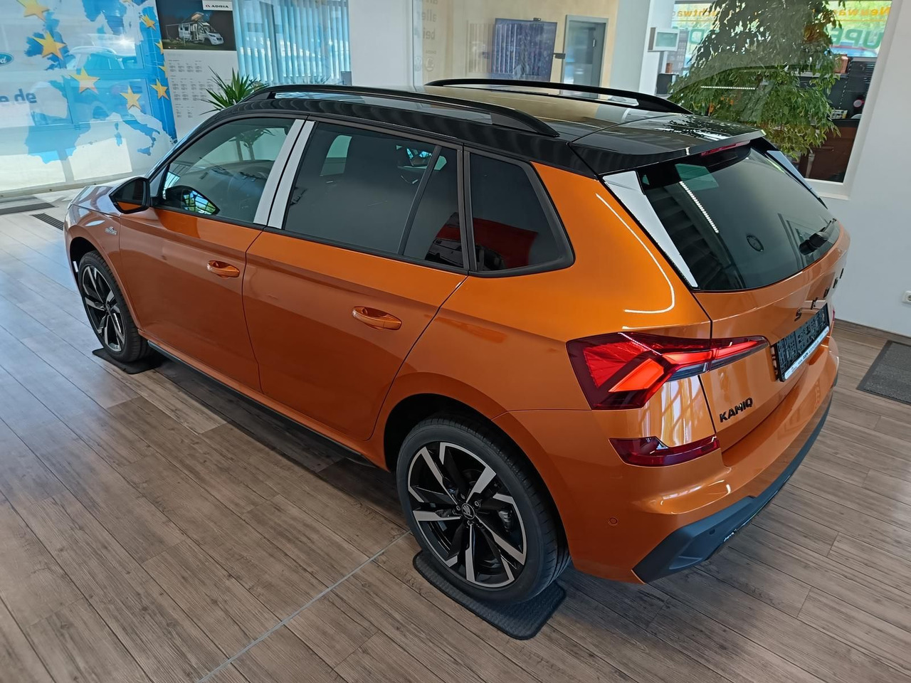 Skoda Kamiq Monte Carlo 1,5 TSI DSG*PANO*AHK*5J.GARANT - Maastur: pilt 4 Skoda Kamiq Monte Carlo 1,5 TSI DSG*PANO*AHK*5J.GARANT - Maastur: pilt 4