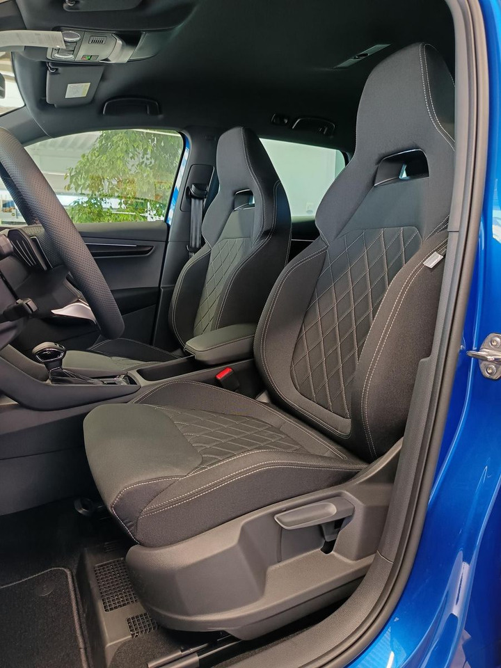Maastur Skoda Karoq Sportline 1,5TSI DSG*AHK*360°*5J.GARANTIE*: pilt 18