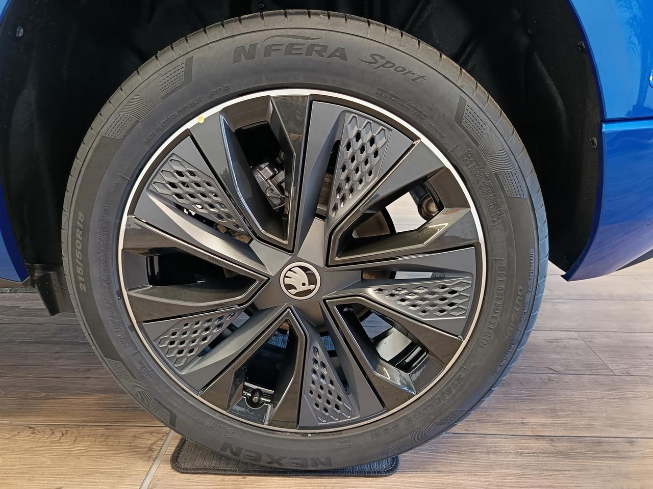 Maastur Skoda Karoq Sportline 1,5TSI DSG*AHK*360°*5J.GARANTIE*: pilt 24