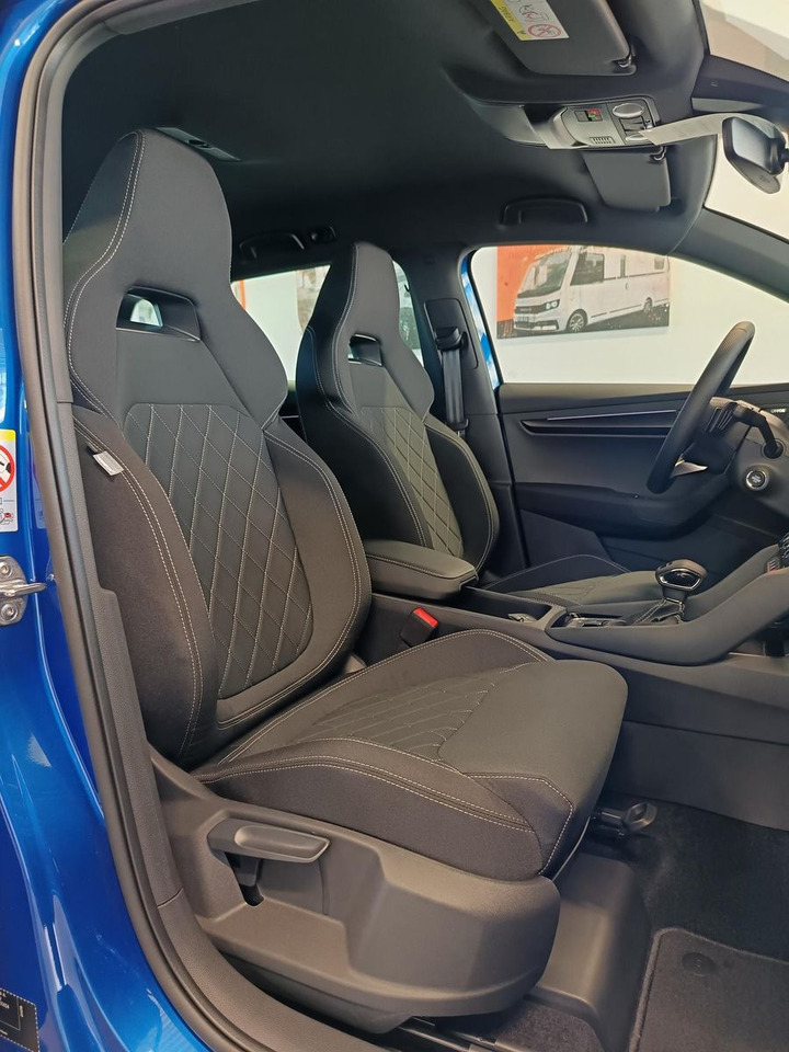 Maastur Skoda Karoq Sportline 1,5TSI DSG*AHK*360°*5J.GARANTIE*: pilt 21