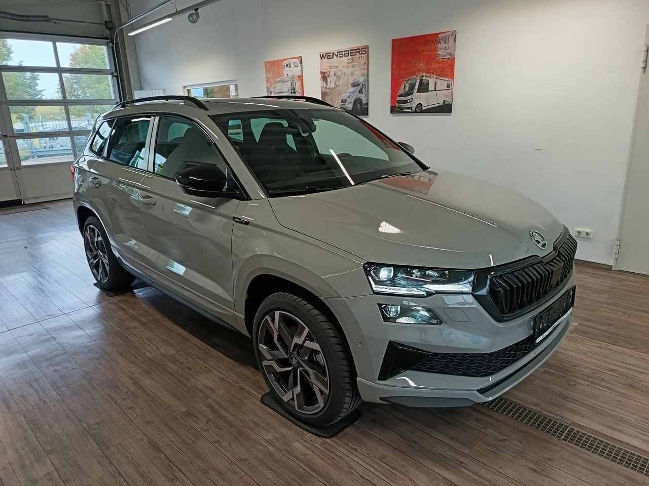 Skoda Karoq Sportline 2,0 TDI DSG 4x4*AHK*PSD*STD.HZG* - Maastur: pilt 3 Skoda Karoq Sportline 2,0 TDI DSG 4x4*AHK*PSD*STD.HZG* - Maastur: pilt 3