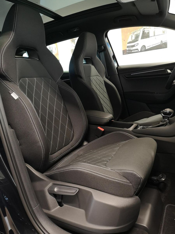 Maastur Skoda Karoq Sportline 2,0TDI DSG 4x4*PSD*AHK*360°*NAVI: pilt 21