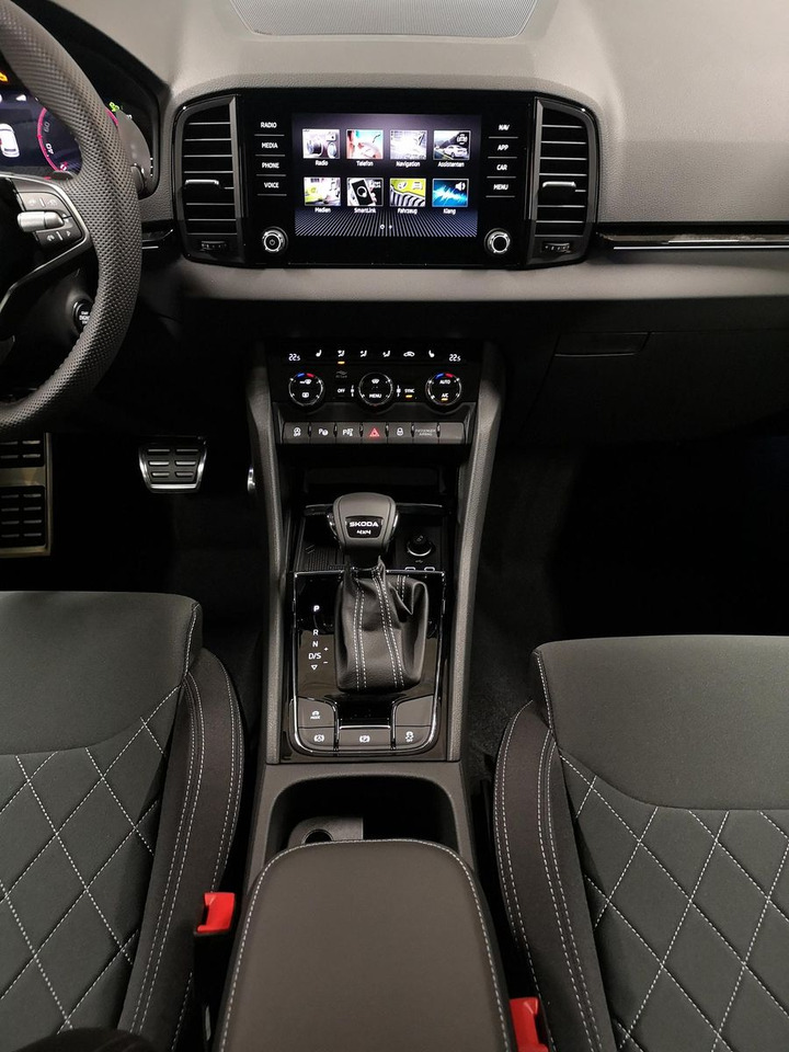 Maastur Skoda Karoq Sportline 2,0TDI DSG 4x4*PSD*AHK*360°*NAVI: pilt 10
