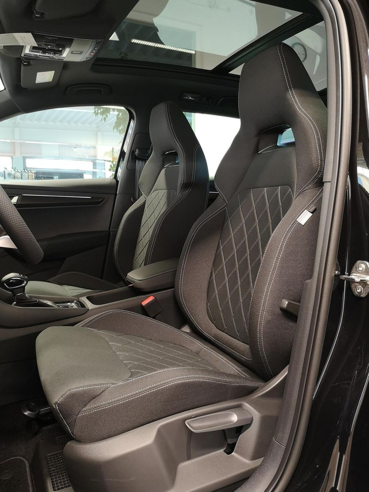 Maastur Skoda Karoq Sportline 2,0TDI DSG 4x4*PSD*AHK*360°*NAVI: pilt 18