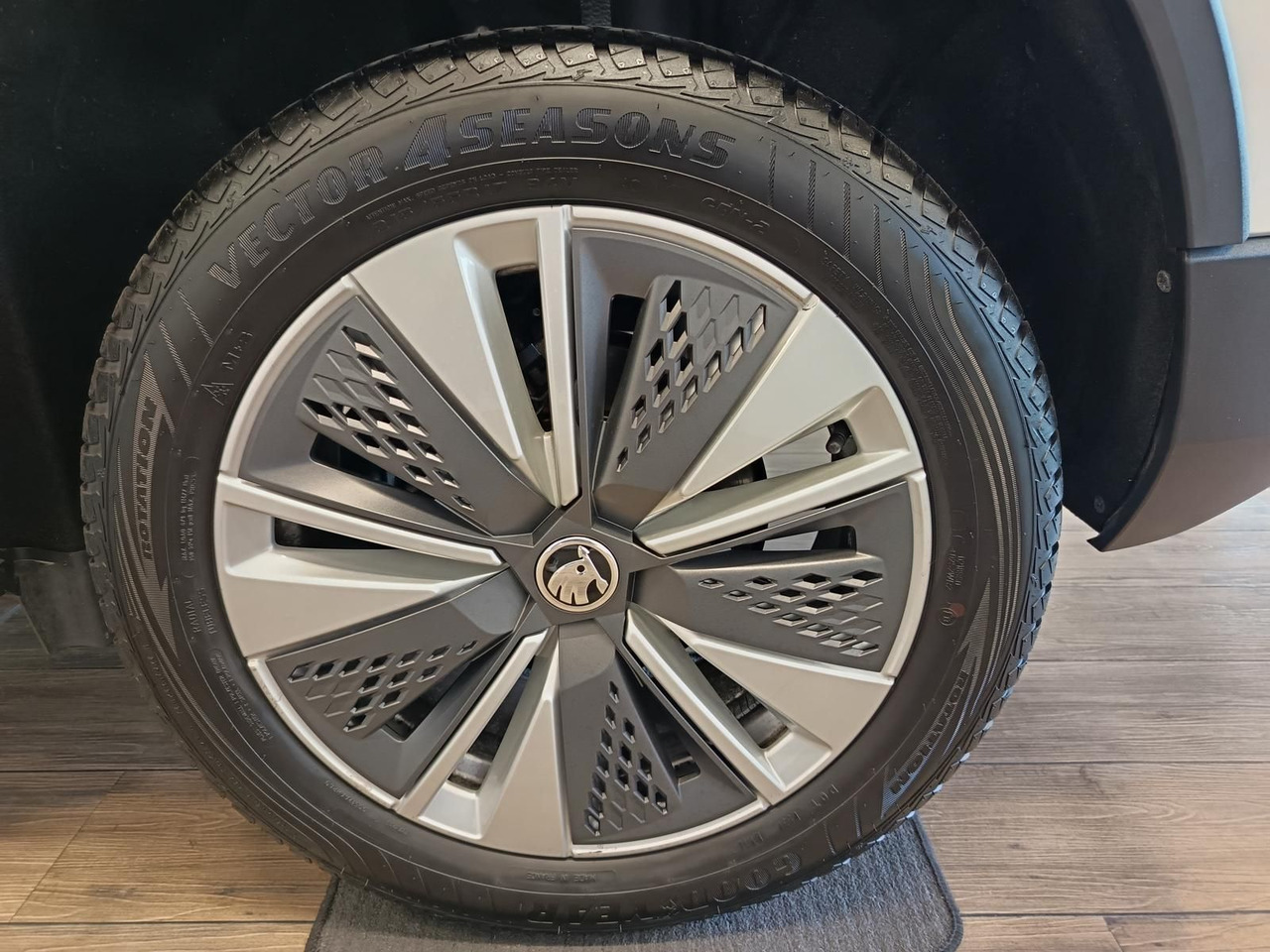 Maastur Skoda Karoq Style 1,5TSI DSG*AHK-VORBER*NAVI*LED*R-KAM: pilt 23