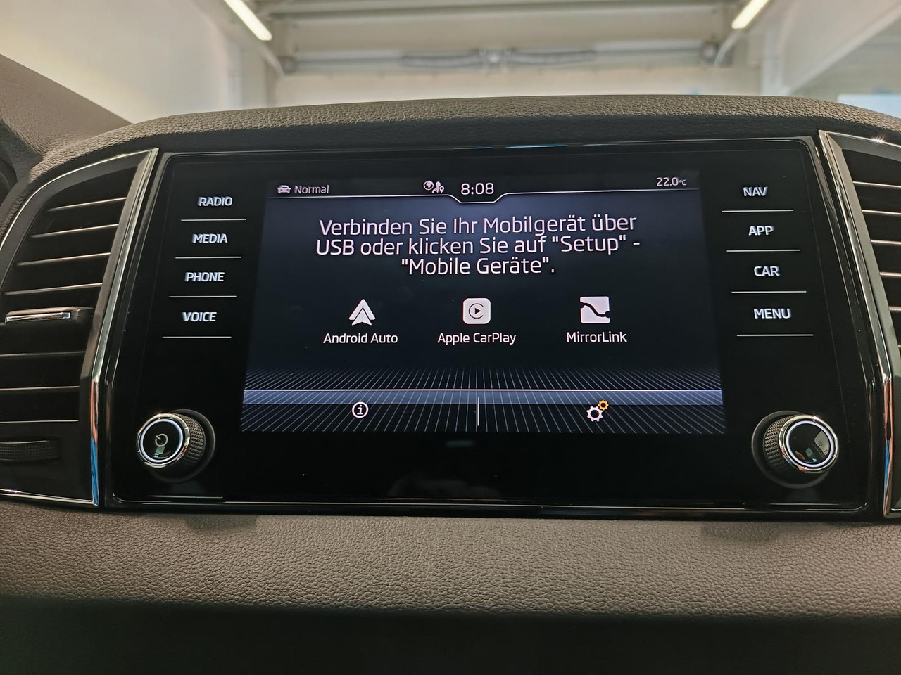Maastur Skoda Karoq Style 1,5TSI DSG*AHK-VORBER*NAVI*LED*R-KAM: pilt 13