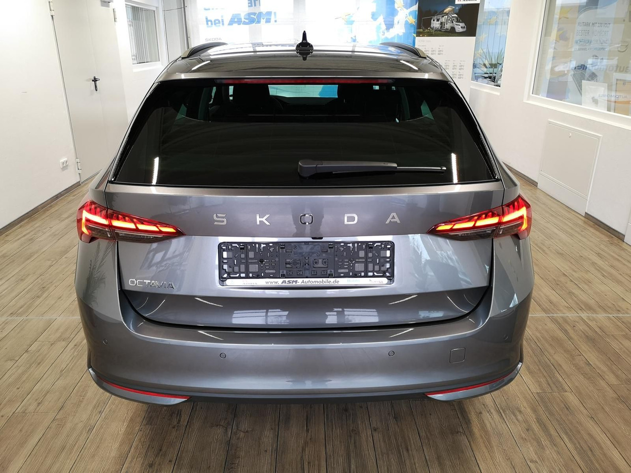 Skoda Octavia Combi Selection DSG*LED*ACC*WINTERPAKET* - Auto: pilt 5 Skoda Octavia Combi Selection DSG*LED*ACC*WINTERPAKET* - Auto: pilt 5