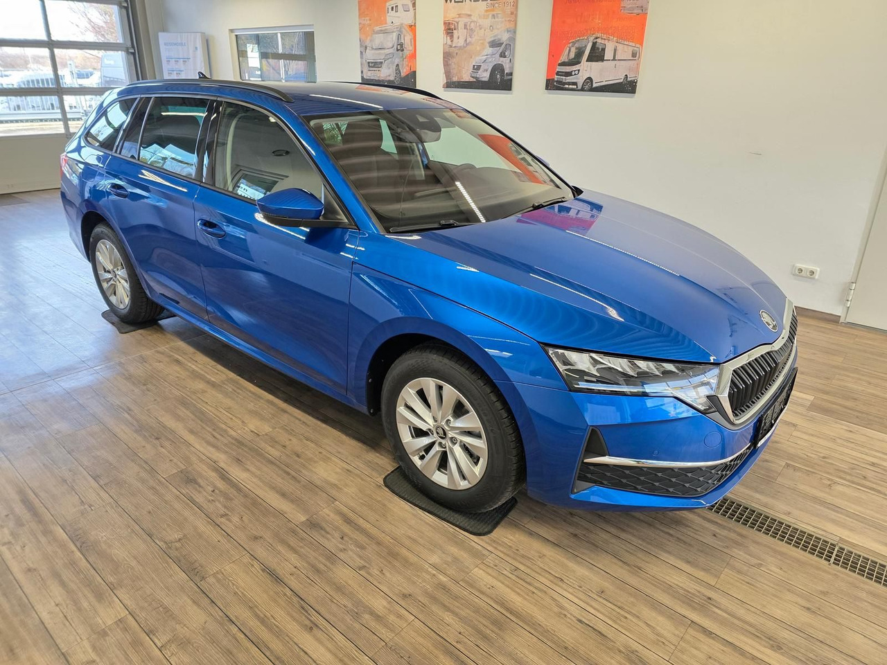 Skoda Octavia Combi Selection DSG*LED*ACC*WINTERPAKET* - Auto: pilt 3 Skoda Octavia Combi Selection DSG*LED*ACC*WINTERPAKET* - Auto: pilt 3