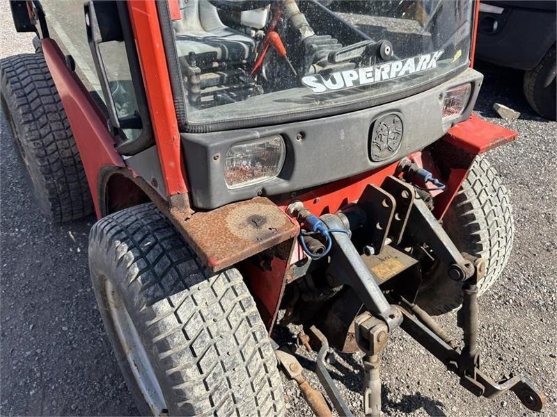 Carraro 3800 HST Superpark - Munitsipaaltraktor: pilt 5 Carraro 3800 HST Superpark - Munitsipaaltraktor: pilt 5