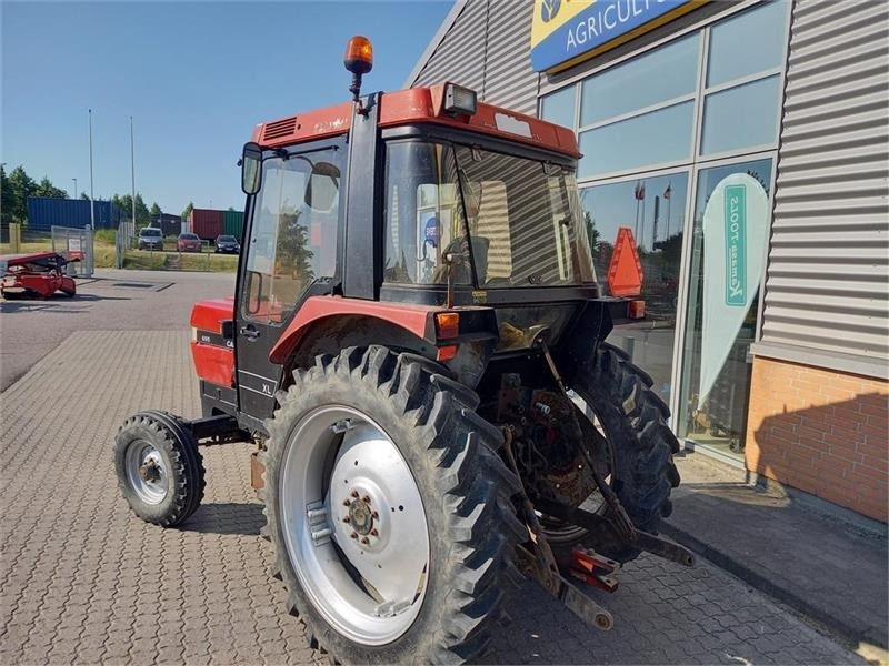 Case IH 695 XL - Traktor: pilt 4 Case IH 695 XL - Traktor: pilt 4