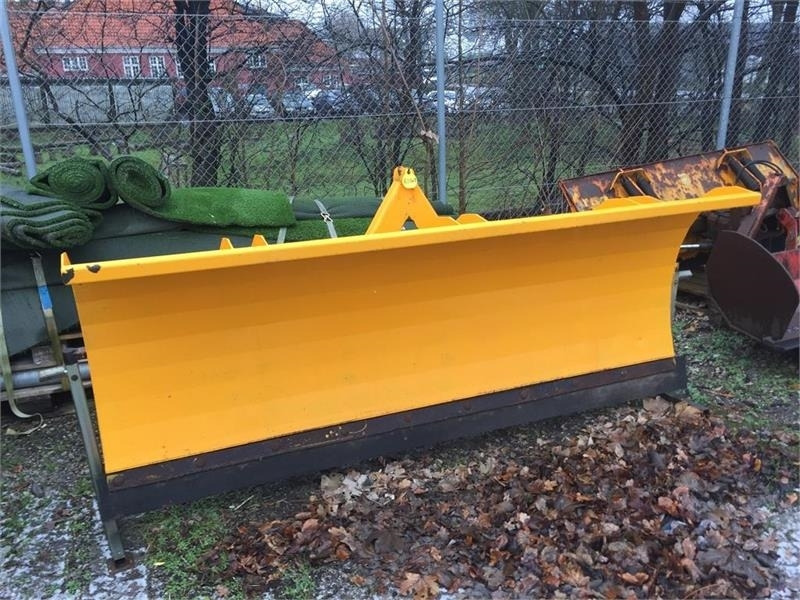 FM 2,5M - Lumesahk - Põllutööseade: pilt 1 FM 2,5M - Lumesahk - Põllutööseade: pilt 1