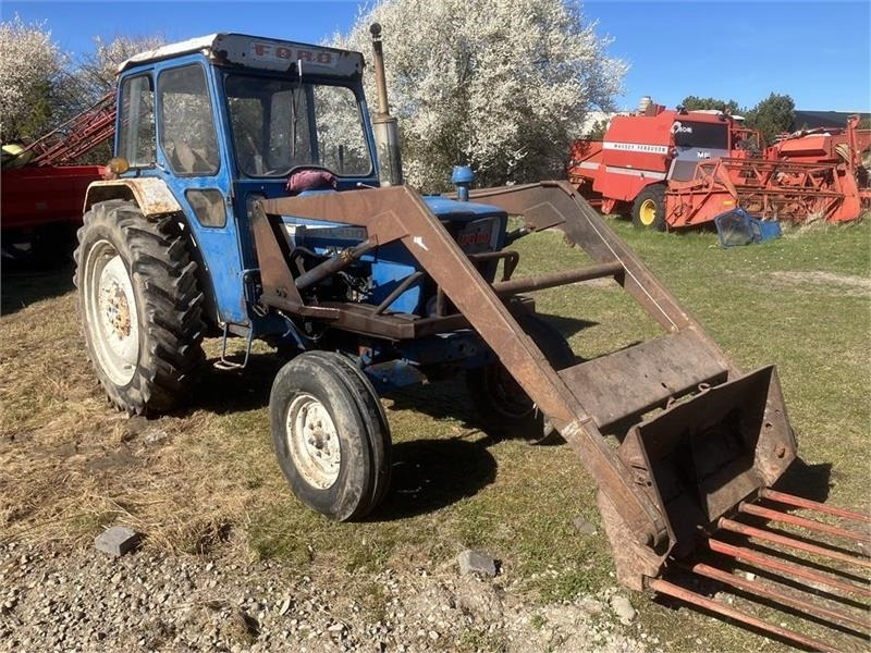 Ford 4000 Med frontlæsser - Traktor: pilt 2 Ford 4000 Med frontlæsser - Traktor: pilt 2