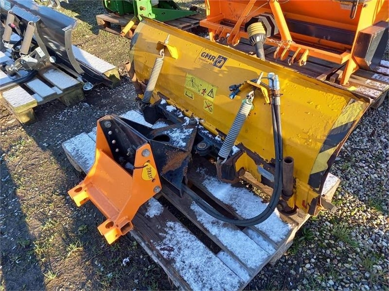 GMR FS1300L Med A-ramme kat. 0 eller Stiga Titan ophæn - Lumesahk - Põllutööseade: pilt 4 GMR FS1300L Med A-ramme kat. 0 eller Stiga Titan ophæn - Lumesahk - Põllutööseade: pilt 4