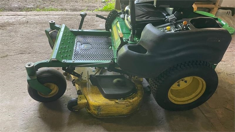 John Deere Z645 Zero turn - Muruniiduk: pilt 3 John Deere Z645 Zero turn - Muruniiduk: pilt 3