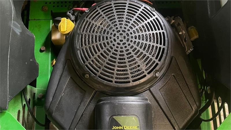 John Deere Z645 Zero turn - Muruniiduk: pilt 5 John Deere Z645 Zero turn - Muruniiduk: pilt 5