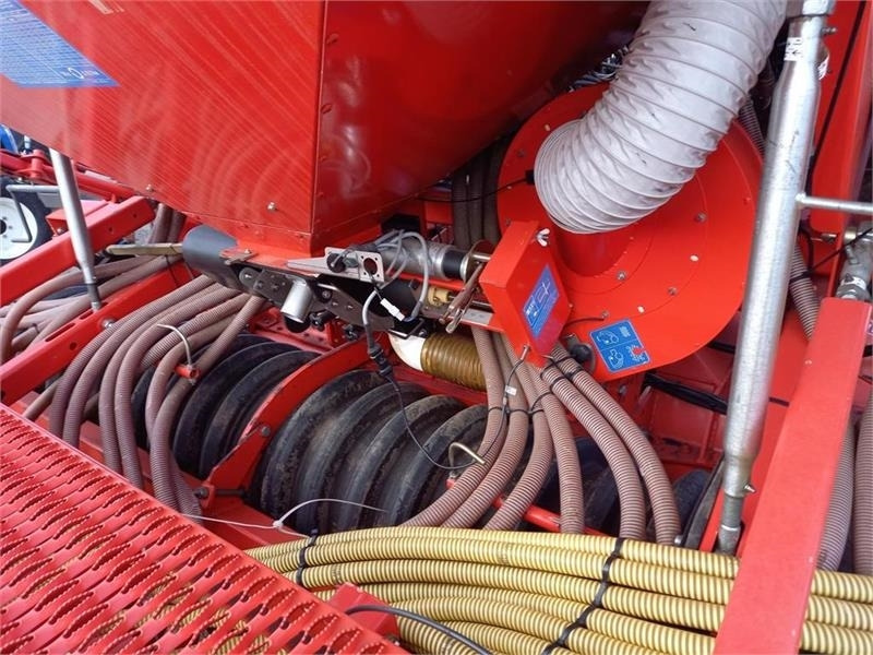 Kuhn Combiliner Venta 4 Meter. - Kombain-külvimasin: pilt 5 Kuhn Combiliner Venta 4 Meter. - Kombain-külvimasin: pilt 5