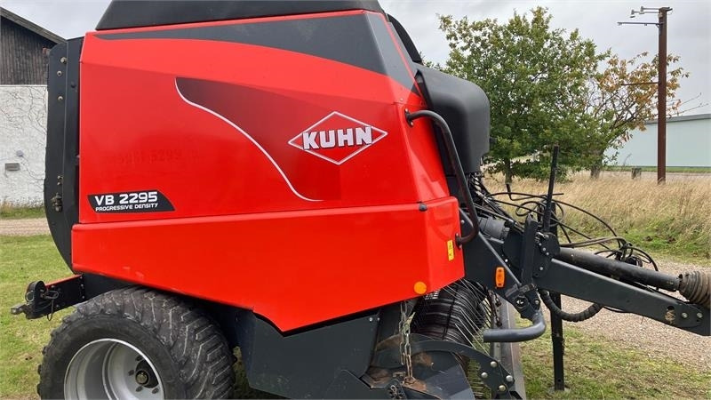 Kuhn VB 2295 - Heinapress, ümmargune: pilt 2 Kuhn VB 2295 - Heinapress, ümmargune: pilt 2