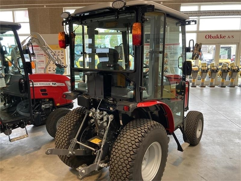 Massey Ferguson 1740 HC - Munitsipaaltraktor: pilt 3 Massey Ferguson 1740 HC - Munitsipaaltraktor: pilt 3