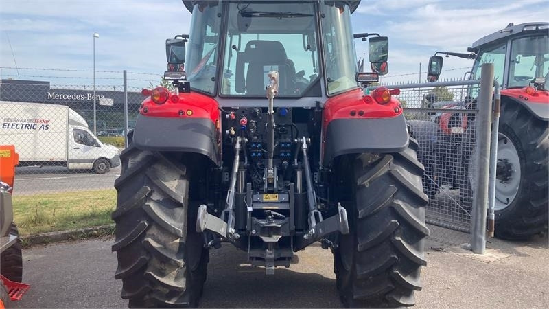 Traktor Massey Ferguson 5S.145 Exclusive Dyna-6 Exclusive: pilt 6 Traktor Massey Ferguson 5S.145 Exclusive Dyna-6 Exclusive: pilt 6